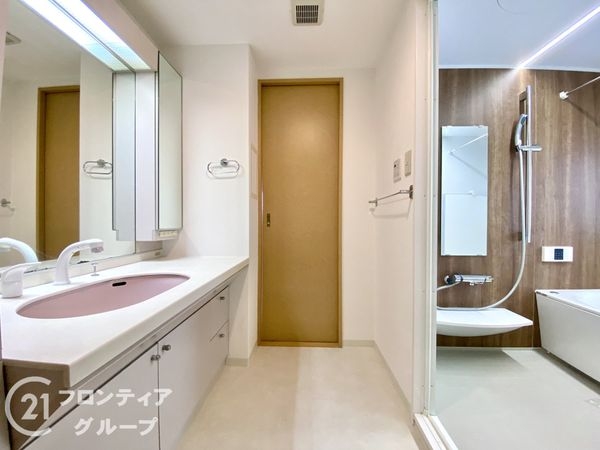 ローレルスクエア木津川台第１期１番館　中古マンション