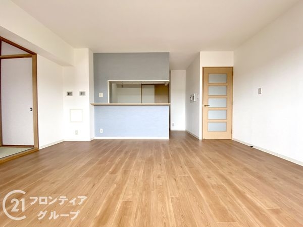 ローレルスクエア木津川台第１期１番館　中古マンション