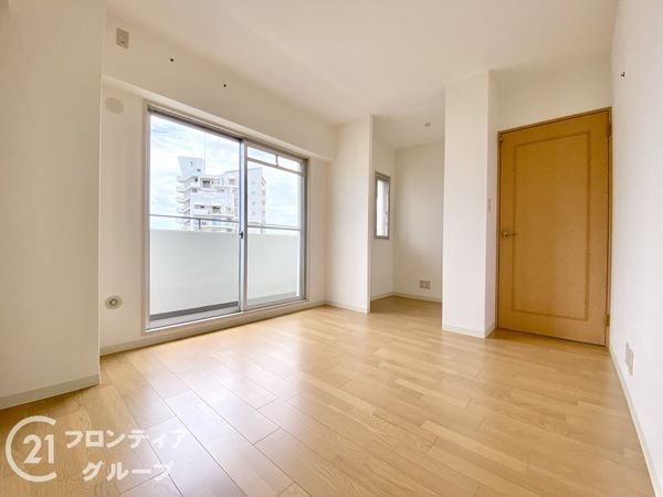 ローレルスクエア木津川台第１期１番館　中古マンション