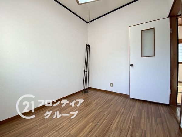生駒市小瀬町の中古一戸建て