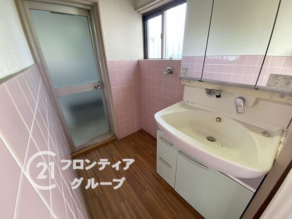 生駒市小瀬町の中古一戸建て