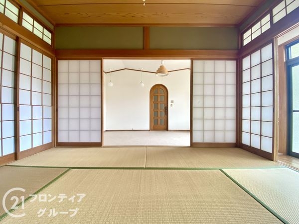 生駒市あすか野北３丁目の中古一戸建て