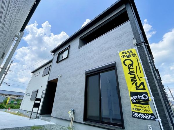 天理市勾田町　新築一戸建て　１２号地