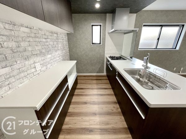 天理市勾田町　新築一戸建て　１２号地