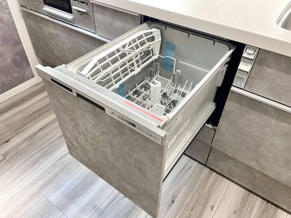天理市勾田町　新築一戸建て　１１号地