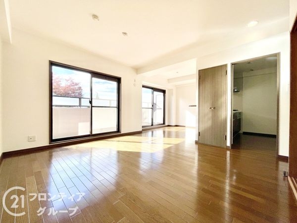 ヴィルヌーブ学園前Ｉコンセルト　中古マンション