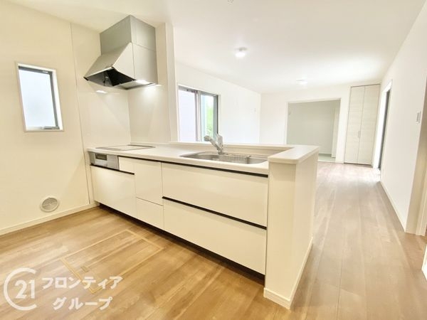 磯城郡川西町大字結崎　新築一戸建て　１３期　１号棟