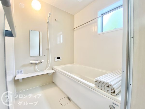 磯城郡川西町大字結崎　新築一戸建て　１３期　１号棟