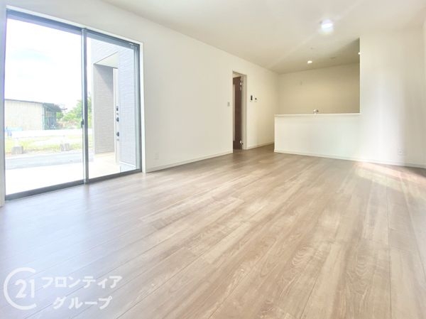 磯城郡川西町大字結崎　新築一戸建て　１３期　１号棟