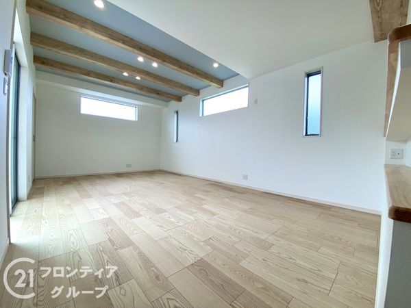北葛城郡上牧町滝川台２丁目の中古一戸建て