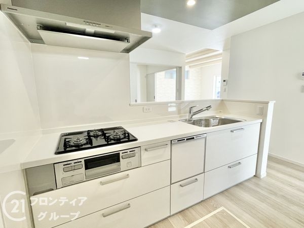 橿原市曲川３丁目　新築一戸建て　４号地