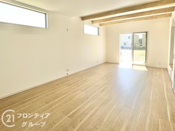 橿原市曲川３丁目　新築一戸建て　２号地