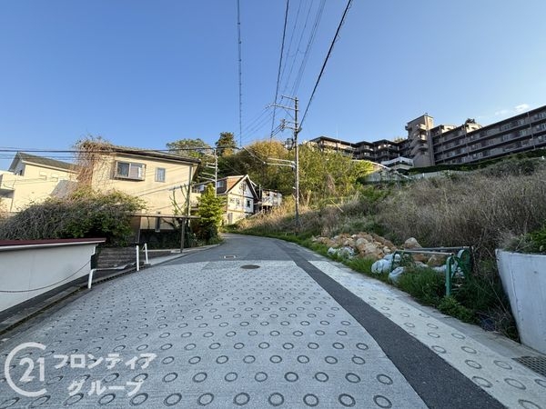生駒市仲之町　新築一戸建て　１期　２号棟