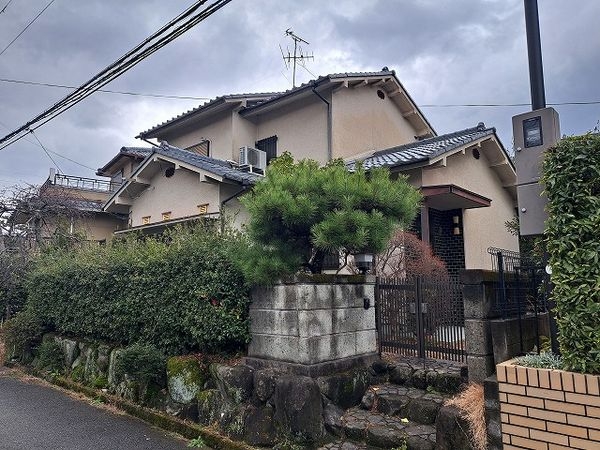 奈良市敷島町１丁目の中古一戸建て
