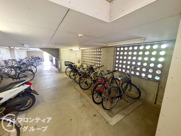 ローレルスクエア木津川台第１期１番館中古マンション