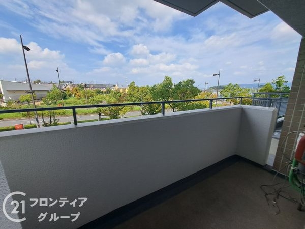 ローレルスクエア木津川台第１期４番館　中古マンション