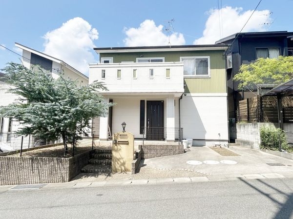 生駒市辻町　中古一戸建て