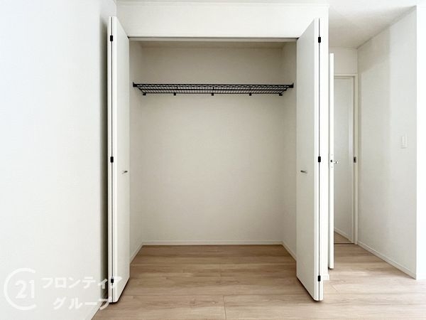 生駒市緑ケ丘　新築一戸建て　第１　１３号棟