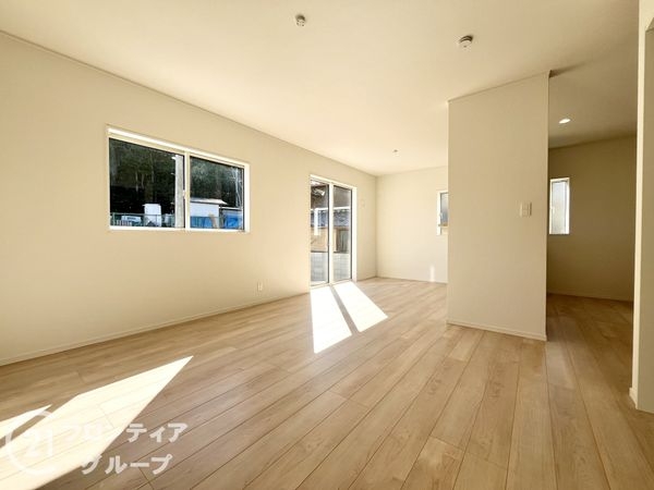 生駒市緑ケ丘　新築一戸建て　第１　１３号棟