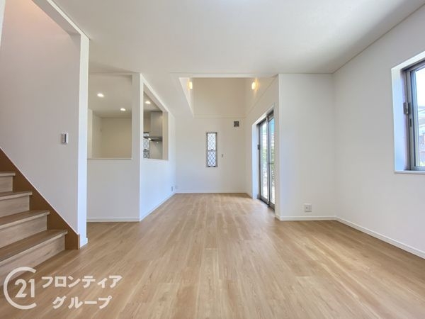 香芝市五位堂１丁目　中古一戸建て