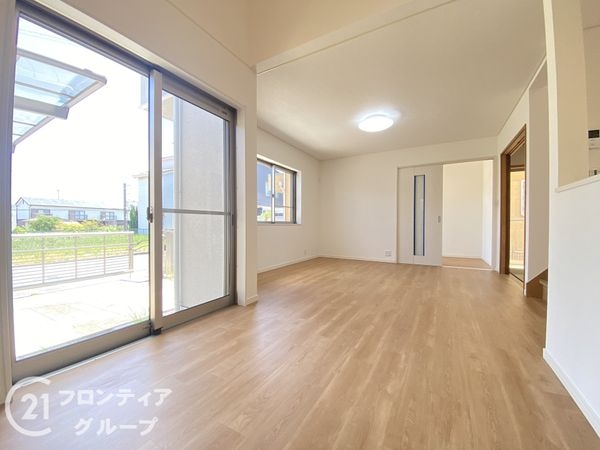 香芝市五位堂１丁目の中古一戸建て