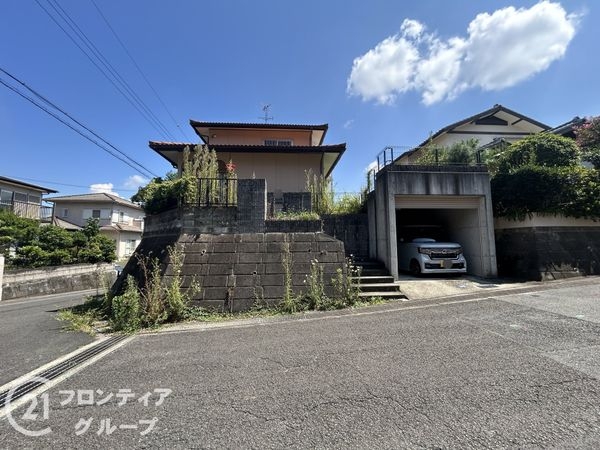 生駒市あすか野南２丁目の中古一戸建て