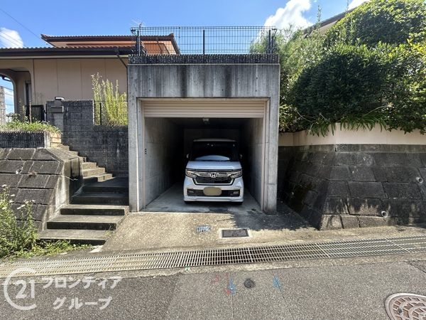 生駒市あすか野南２丁目の中古一戸建て