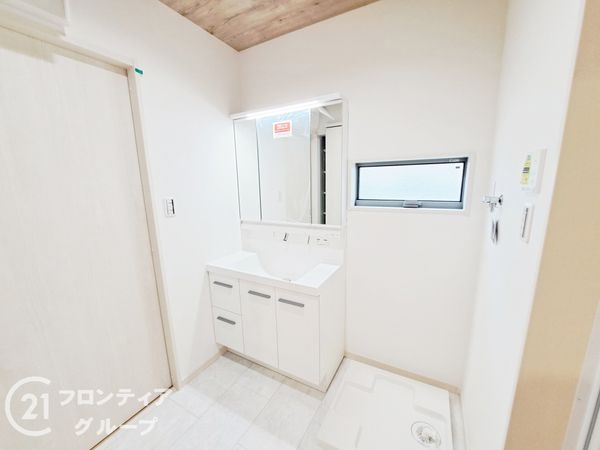 天理市田部町　新築一戸建て