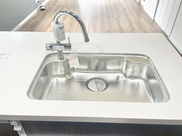 橿原市四条町　新築一戸建て　２期　２号棟