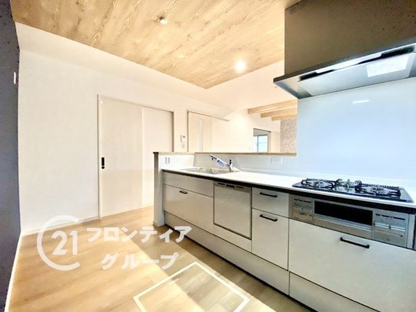 天理市田部町　新築一戸建て　全２区画　２号地