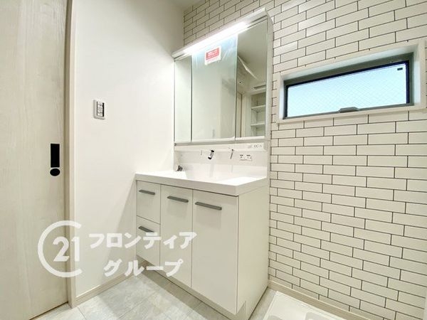 天理市田部町　新築一戸建て　全２区画　２号地