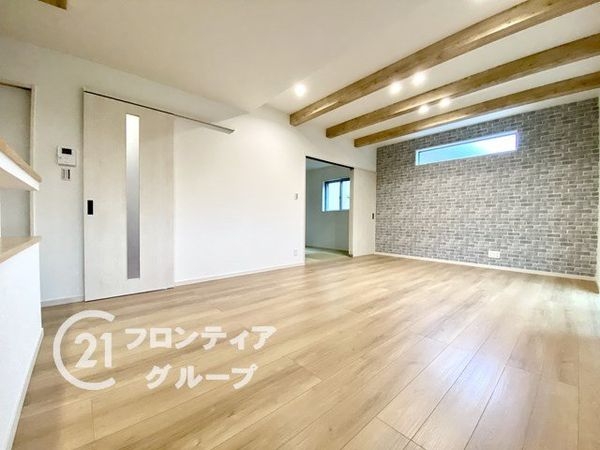 天理市田部町　新築一戸建て　全２区画　２号地