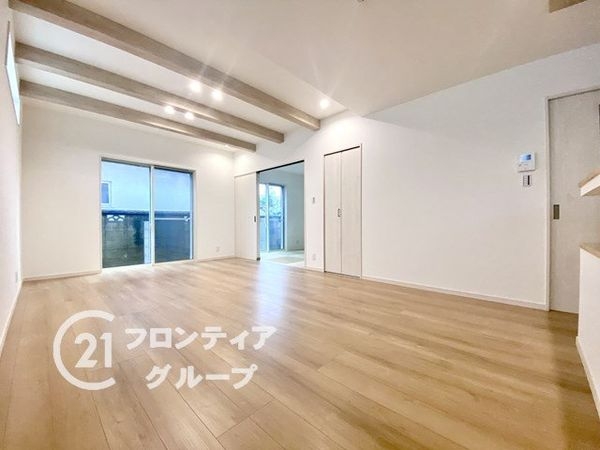 天理市田部町　新築一戸建て　全２区画　１号地