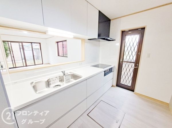 磯城郡三宅町大字屏風の中古一戸建て
