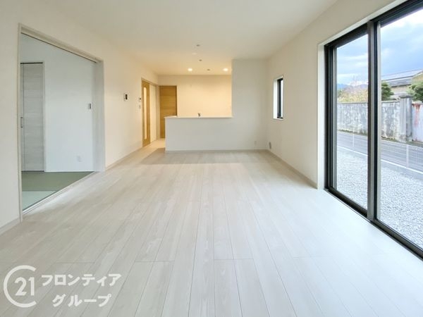 橿原市膳夫町　新築一戸建て　６号棟