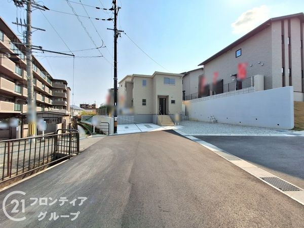 生駒郡斑鳩町龍田西３丁目　新築一戸建て　４期　１号棟