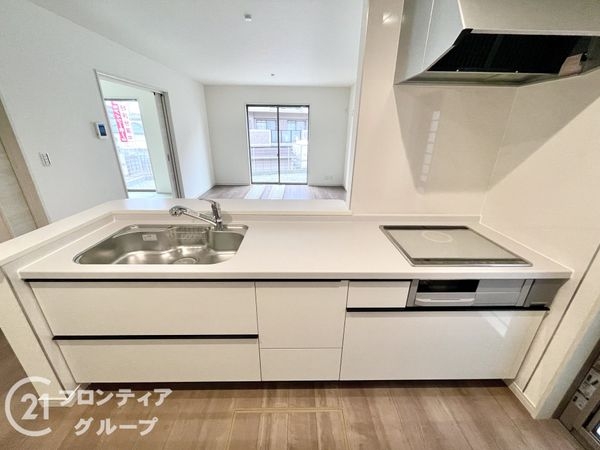 生駒郡斑鳩町龍田西３丁目　新築一戸建て　４期　１号棟