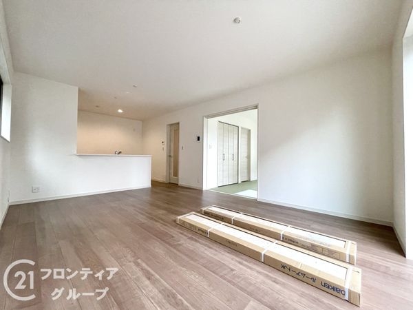 生駒郡斑鳩町龍田西３丁目　新築一戸建て　４期　１号棟