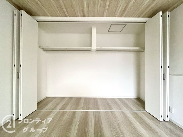 大和高田市大字大中　新築一戸建て