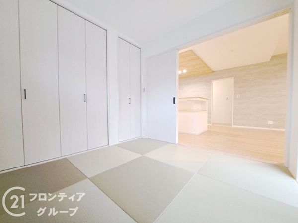 橿原市菖蒲町3丁目　新築一戸建て