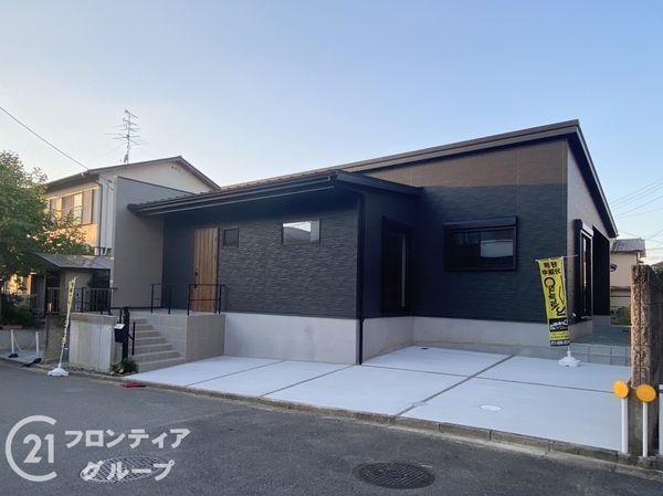 橿原市菖蒲町3丁目　新築一戸建て