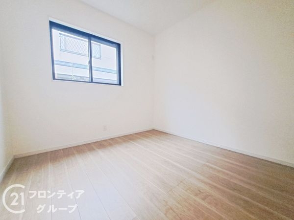 橿原市菖蒲町3丁目　新築一戸建て