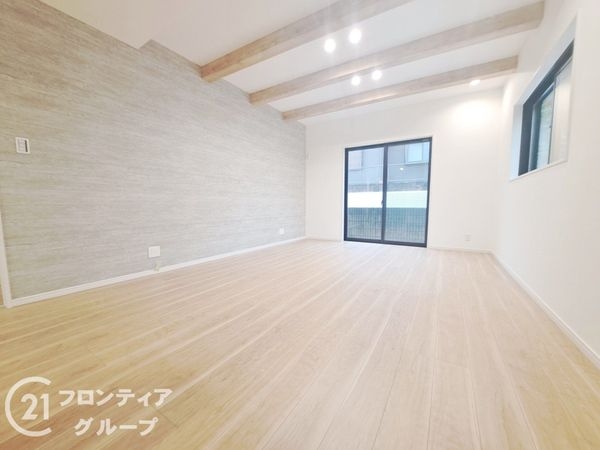 橿原市菖蒲町3丁目　新築一戸建て