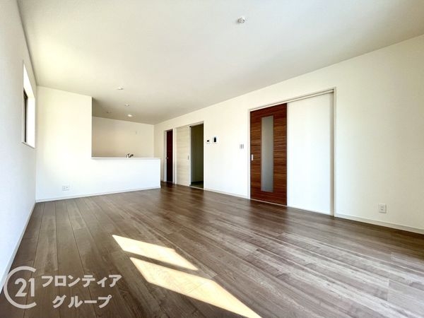 磯城郡三宅町大字屏風　新築一戸建て　２期　１号棟