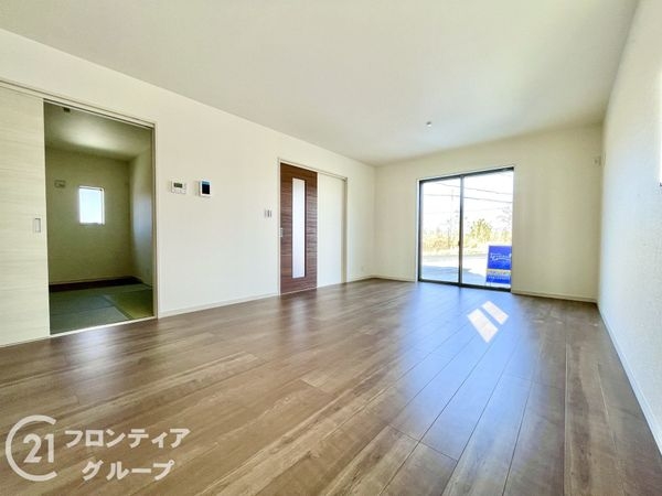 磯城郡三宅町大字屏風　新築一戸建て　２期　１号棟