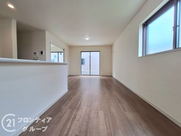 磯城郡三宅町大字屏風　新築一戸建て　２期　２号棟