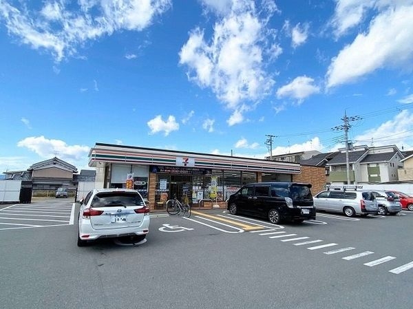 桜井市大字粟殿　新築一戸建て　全３区画　３号棟(セブンイレブン桜井粟殿店)