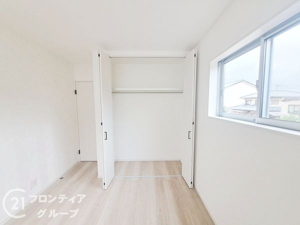 桜井市大字粟殿　新築一戸建て　全３区画　３号棟