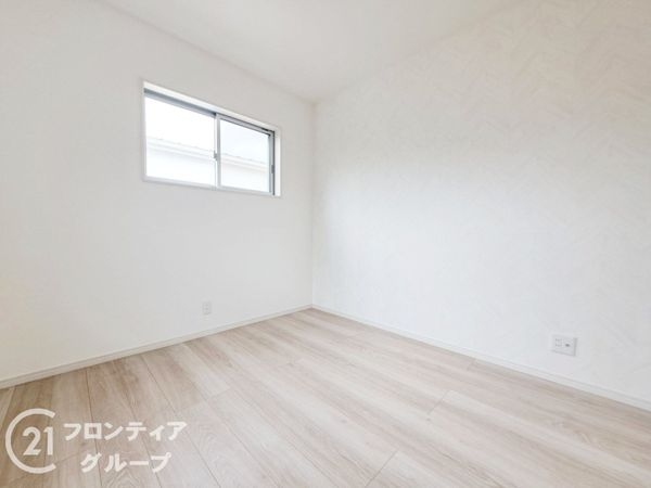 桜井市大字粟殿　新築一戸建て　全３区画　３号棟