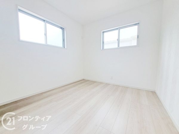 桜井市大字粟殿　新築一戸建て　全３区画　３号棟
